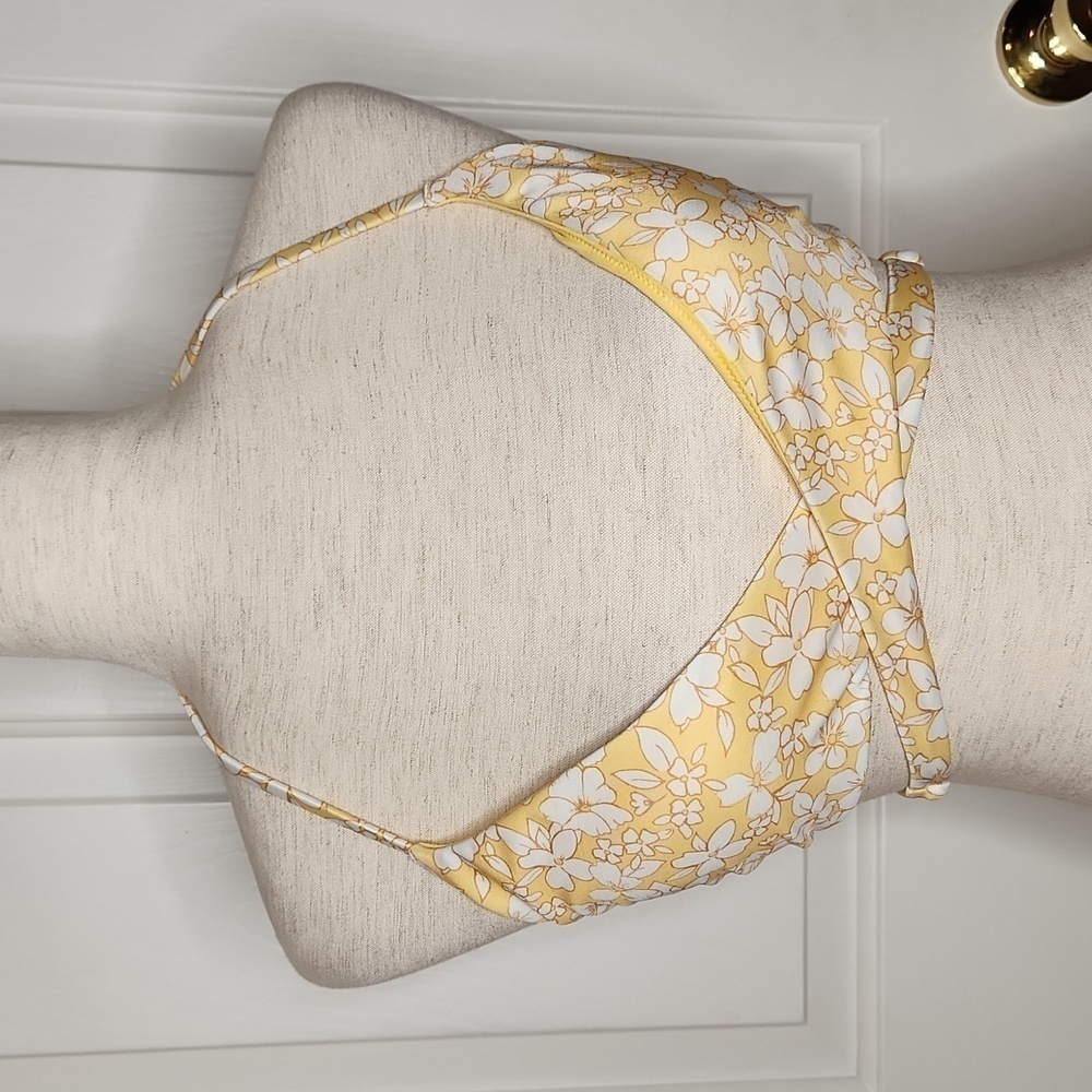 Hollister Yellow White Floral Wrap Bikini Top Size S NWT